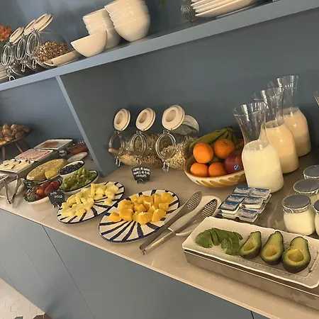 Casa Clarita بيت ضيافة 4*